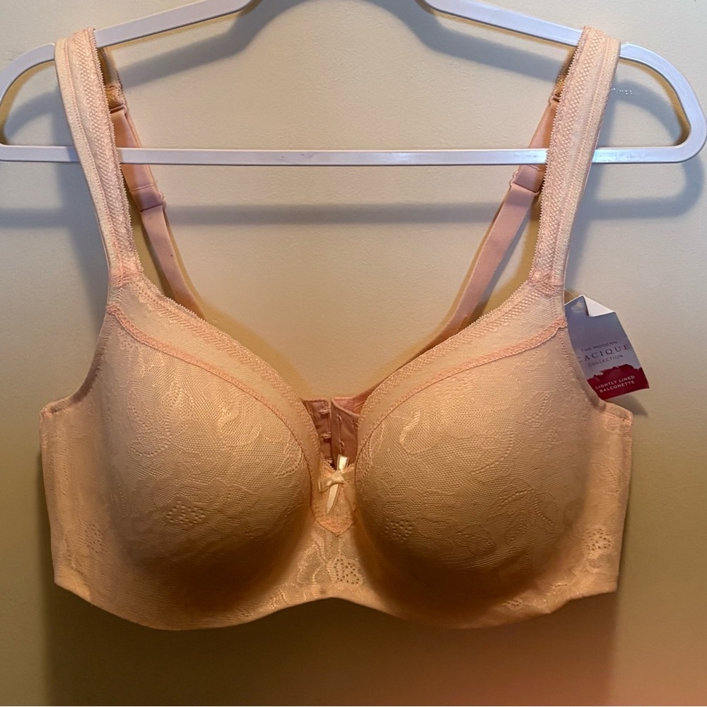 Cacique Modern Collection Lightly Lined Balconette Bra 42D